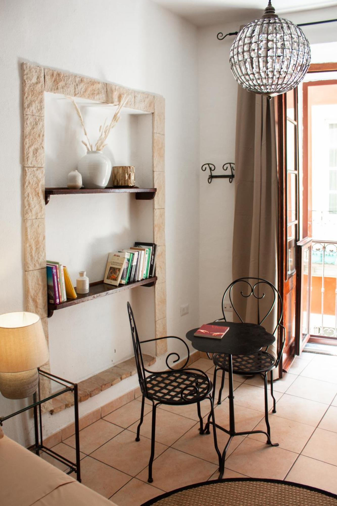 Castello'S Rooms Κάλιαρι Εξωτερικό φωτογραφία
